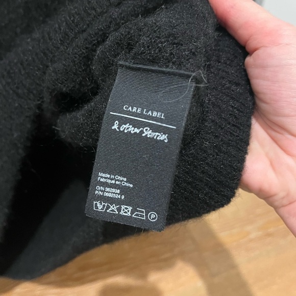 And Other Stories black sweater with colourful dots paint brush - Picture 5 of 8